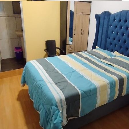 Hostel Las Gardenias Аякучо Экстерьер фото
