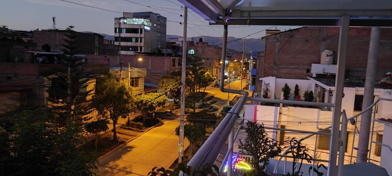 Hostel Las Gardenias Аякучо Экстерьер фото