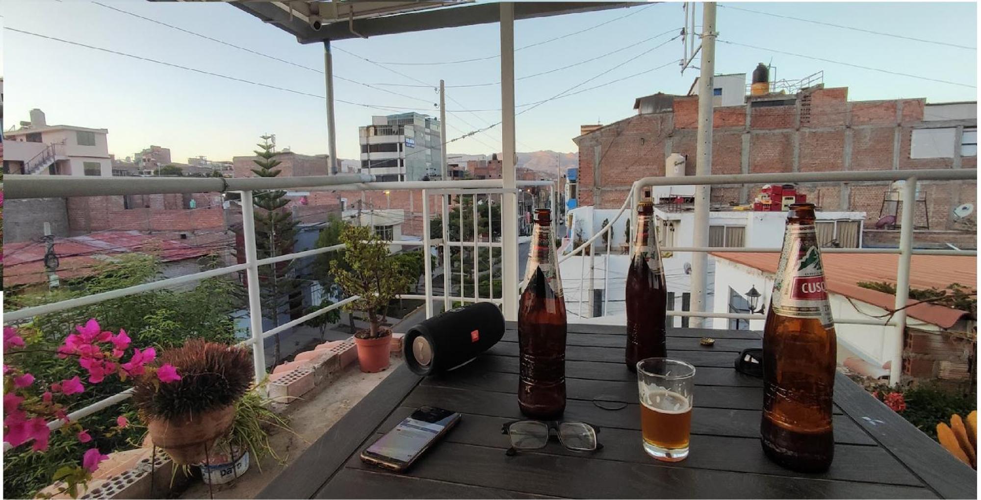 Hostel Las Gardenias Аякучо Экстерьер фото